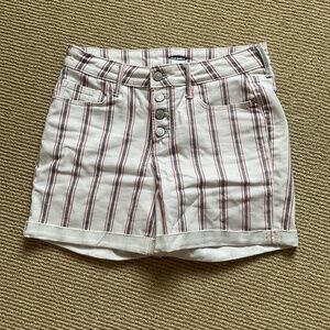 Old Navy Stripped Shorts